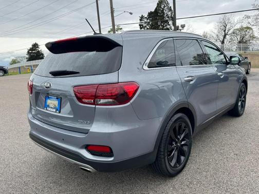 Everlasting Silver 2020 Kia Sorento EX V6