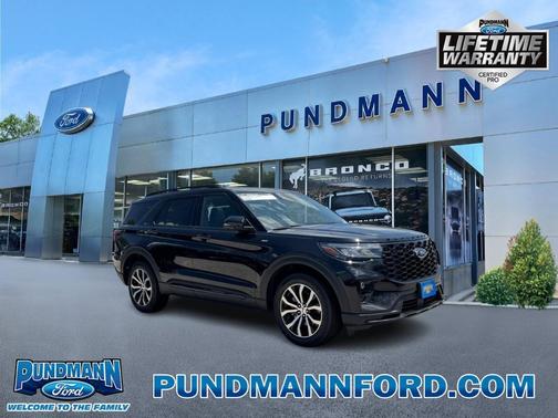 2025 Ford Explorer ST-Line 4WD