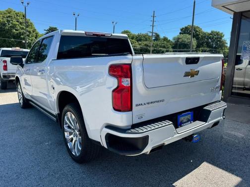 Iridescent Pearl Tricoat 2022 Chevrolet Silverado 1500 Limited High Country