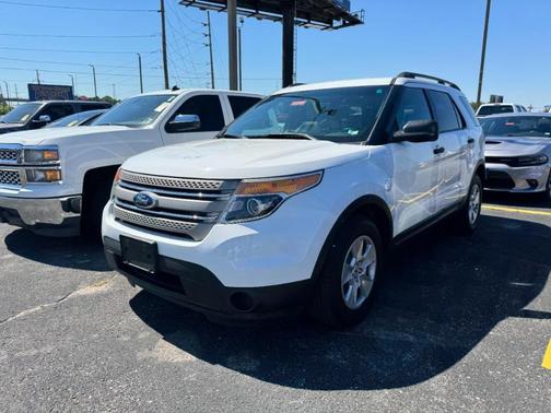 Oxford White 2014 Ford Explorer Base