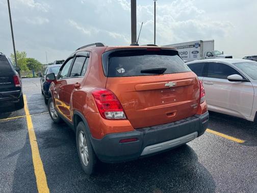 Orange Rock Metallic 2015 Chevrolet Trax LT