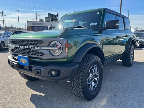 2023 Ford Bronco Badlands