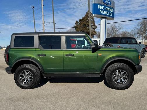 2023 Ford Bronco Badlands