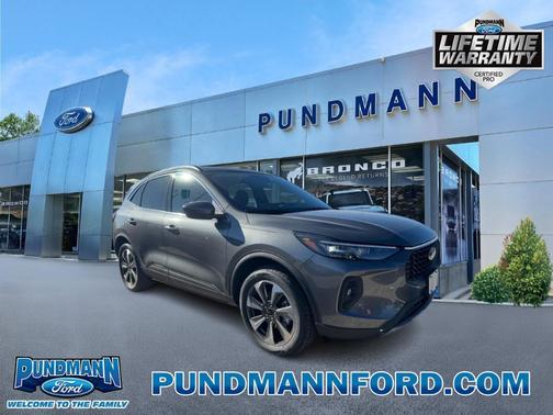 2025 Ford Escape Platinum