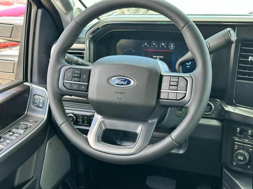 Agate Black Metallic 2026 Ford F-350 Platinum