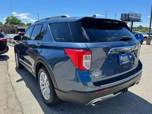 Blue Metallic 2020 Ford Explorer Limited