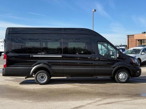 2025 Ford Transit-350 XLT