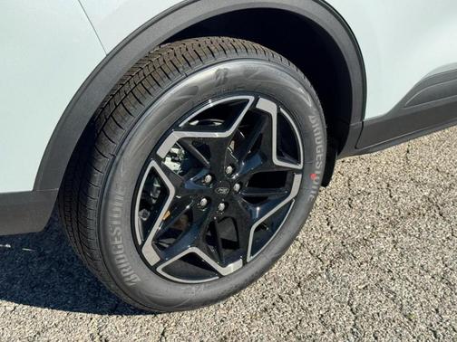 2026 Ford Escape Platinum AWD