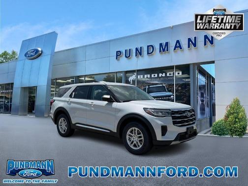 2025 Ford Explorer Active 4WD
