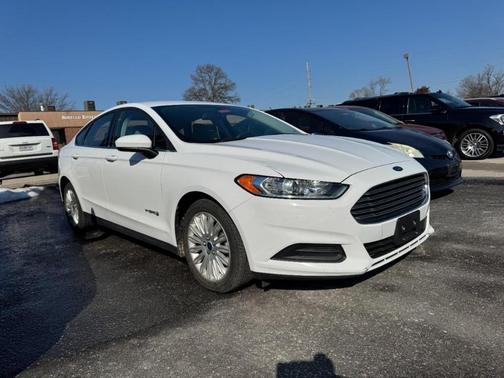 2014 Ford Fusion Hybrid S