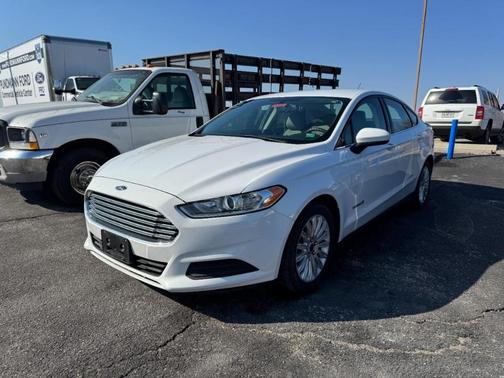 2014 Ford Fusion Hybrid S