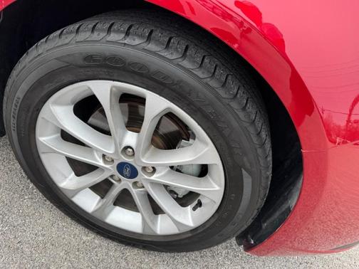 Rapid Red Metallic Tinted Clearcoat 2020 Ford Fusion SE