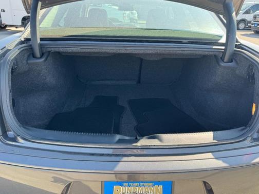 2022 Chrysler 300 Touring L