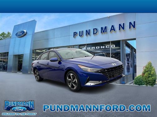 2022 Hyundai ELANTRA SEL