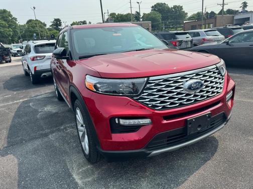 2023 Ford Explorer Platinum