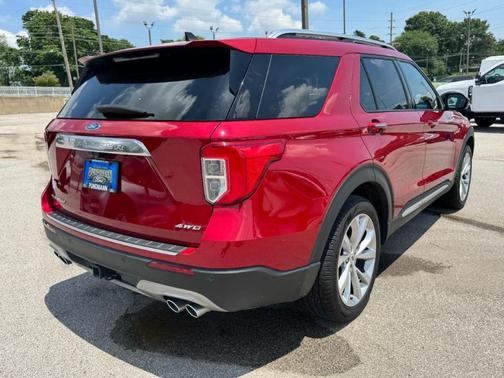 2023 Ford Explorer Platinum