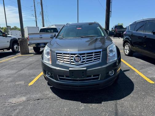 Silver Coast Metallic 2013 Cadillac SRX Luxury Collection