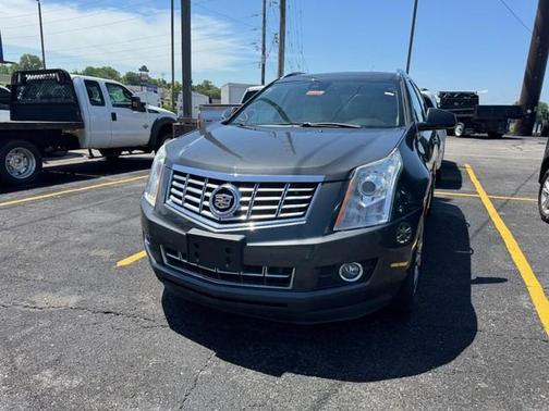 Silver Coast Metallic 2013 Cadillac SRX Luxury Collection