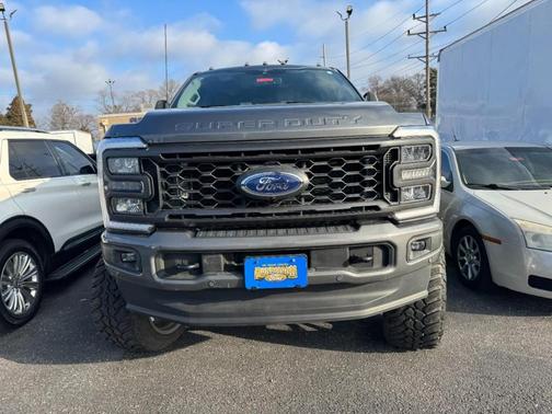 2023 Ford F-350 Lariat Super Duty