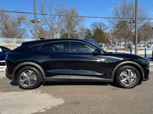 2023 Ford Mustang Mach-E Select