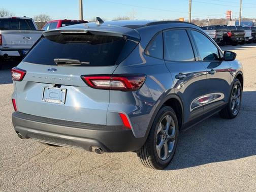 2026 Ford Escape ST-Line FWD