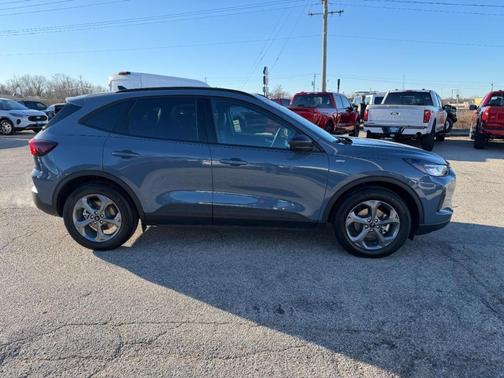 2026 Ford Escape ST-Line FWD