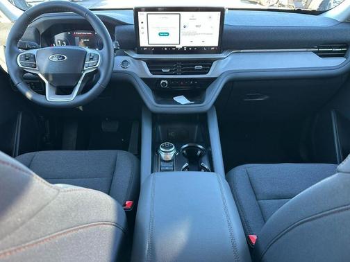 Black Metallic 2026 Ford Explorer Active