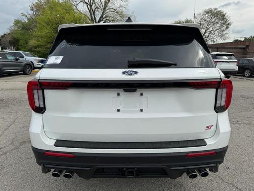 2025 Ford Explorer ST 4WD