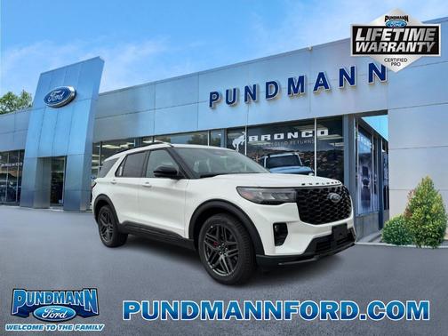 2025 Ford Explorer ST 4WD