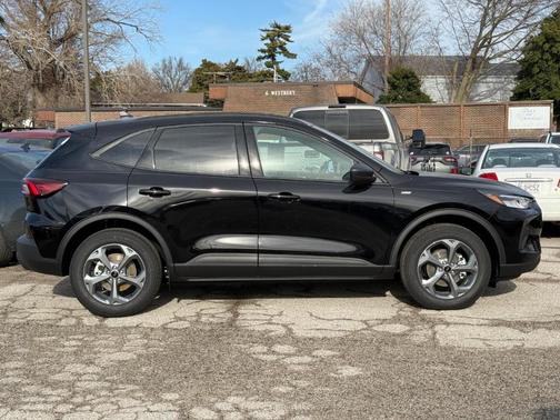 2026 Ford Escape ST-Line AWD