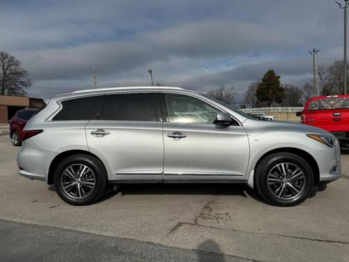 2019 INFINITI QX60 