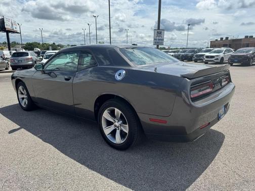 2018 Dodge Challenger SXT