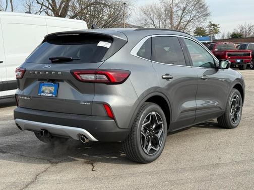 2026 Ford Escape Platinum AWD