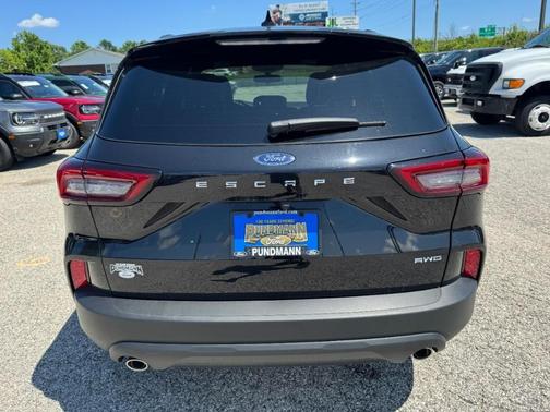 2025 Ford Escape ST-Line