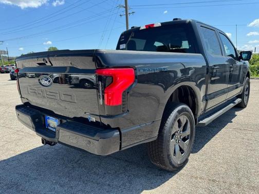2025 Ford F-150 Lightning Flash