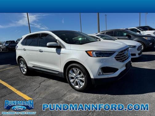 2022 Ford Edge Titanium