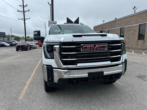 Summit White 2026 GMC Sierra 3500 SLE