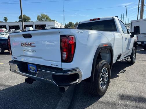 Summit White 2026 GMC Sierra 3500 SLE