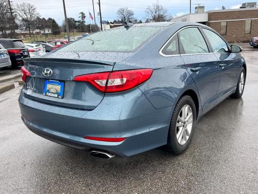 2016 Hyundai SONATA SE