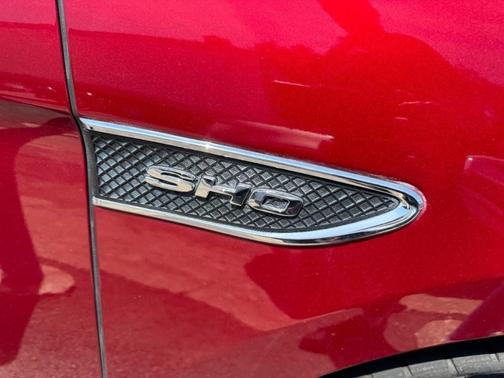 Ruby Red Metallic Tinted Clearcoat 2016 Ford Taurus SHO