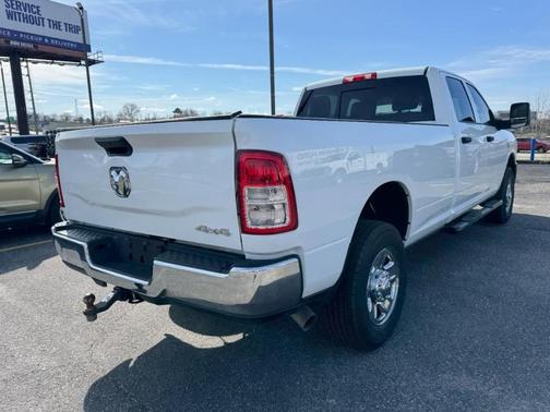 Bright White Clearcoat 2024 RAM 2500 Tradesman