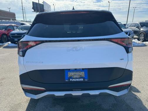 2023 Kia Sportage EX