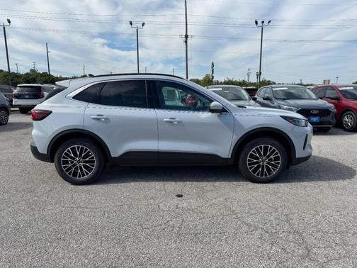 2025 Ford Escape PHEV