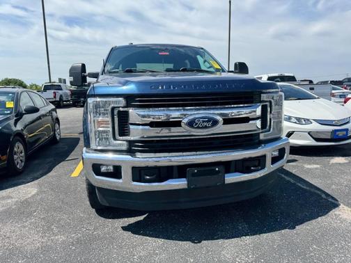Blue Jeans Metallic 2017 Ford F-350 XLT