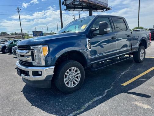 Blue Jeans Metallic 2017 Ford F-350 XLT