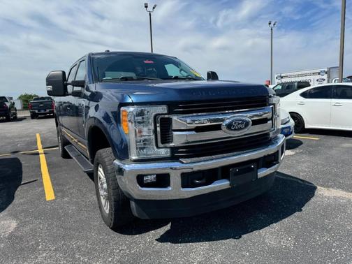 Blue Jeans Metallic 2017 Ford F-350 XLT