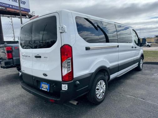 2024 Ford Transit-350 XLT