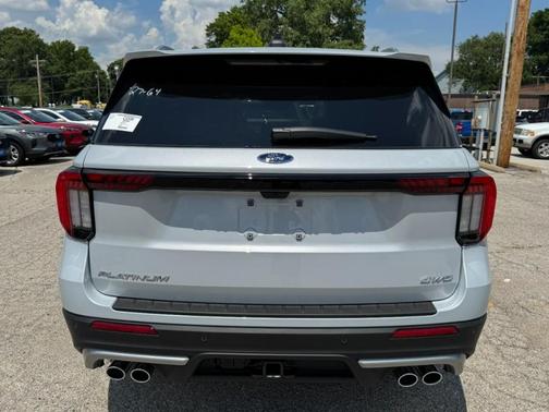 2025 Ford Explorer Platinum 4WD