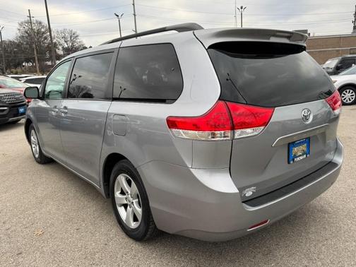 2012 Toyota Sienna LE