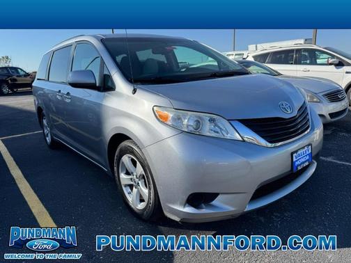 2012 Toyota Sienna LE